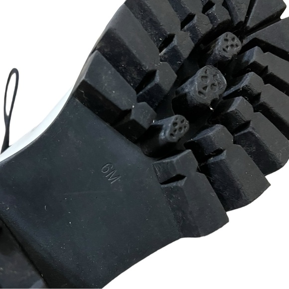 Jeffrey Campbell Czech Combat White Ankle Boots, Size 6 Lug Sole Platform - Picture 12 of 15